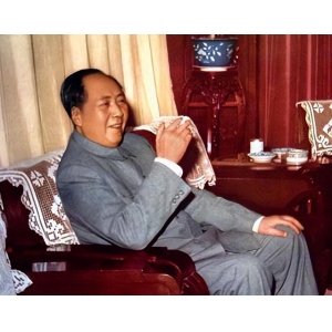韓先楚給毛主席寫信，說地方干部隊伍太龐大，老百姓負擔太重