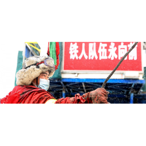 今天，讓我們共同緬懷：寫(xiě)在鐵人王進(jìn)喜誕辰100周年紀(jì)念日