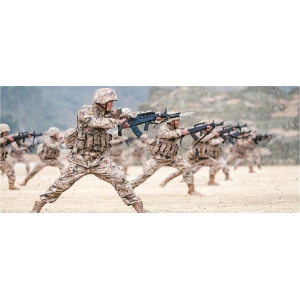 海軍某支隊組織實戰(zhàn)化訓(xùn)練，海軍航空兵某團(tuán)開展飛行訓(xùn)練，第74
