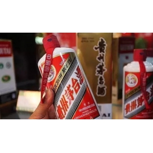 茅臺(tái)酒最新鑒別方法，教你分分鐘識(shí)破假酒