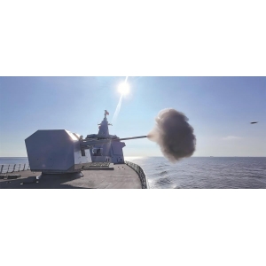 海軍某支隊艦艇海上多科目訓(xùn)練掠影