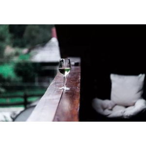 喝高度酒，做低調(diào)人！