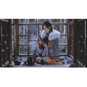 不為世事煩憂，只愿優(yōu)雅一生